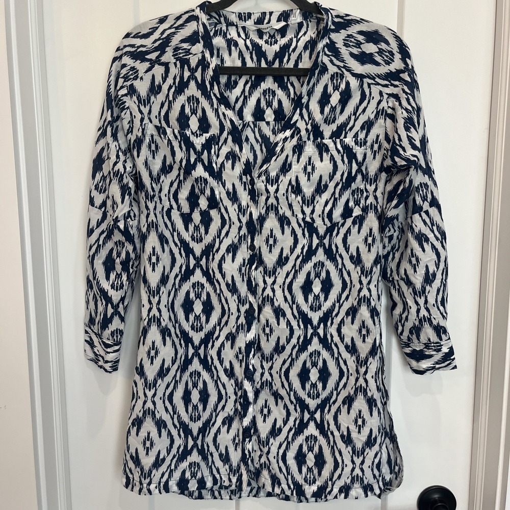 ATHLETA Women Size XXS Swimsuit Coverup Blue White Ikat 3/4 Sleeve Button Front